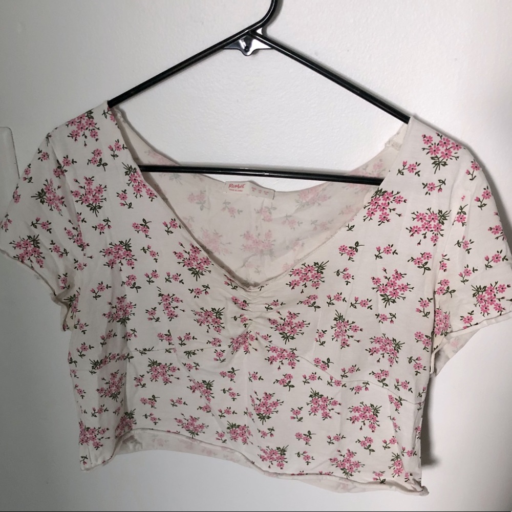 Trendy cropped top, White and Pink with flowers, Romwe